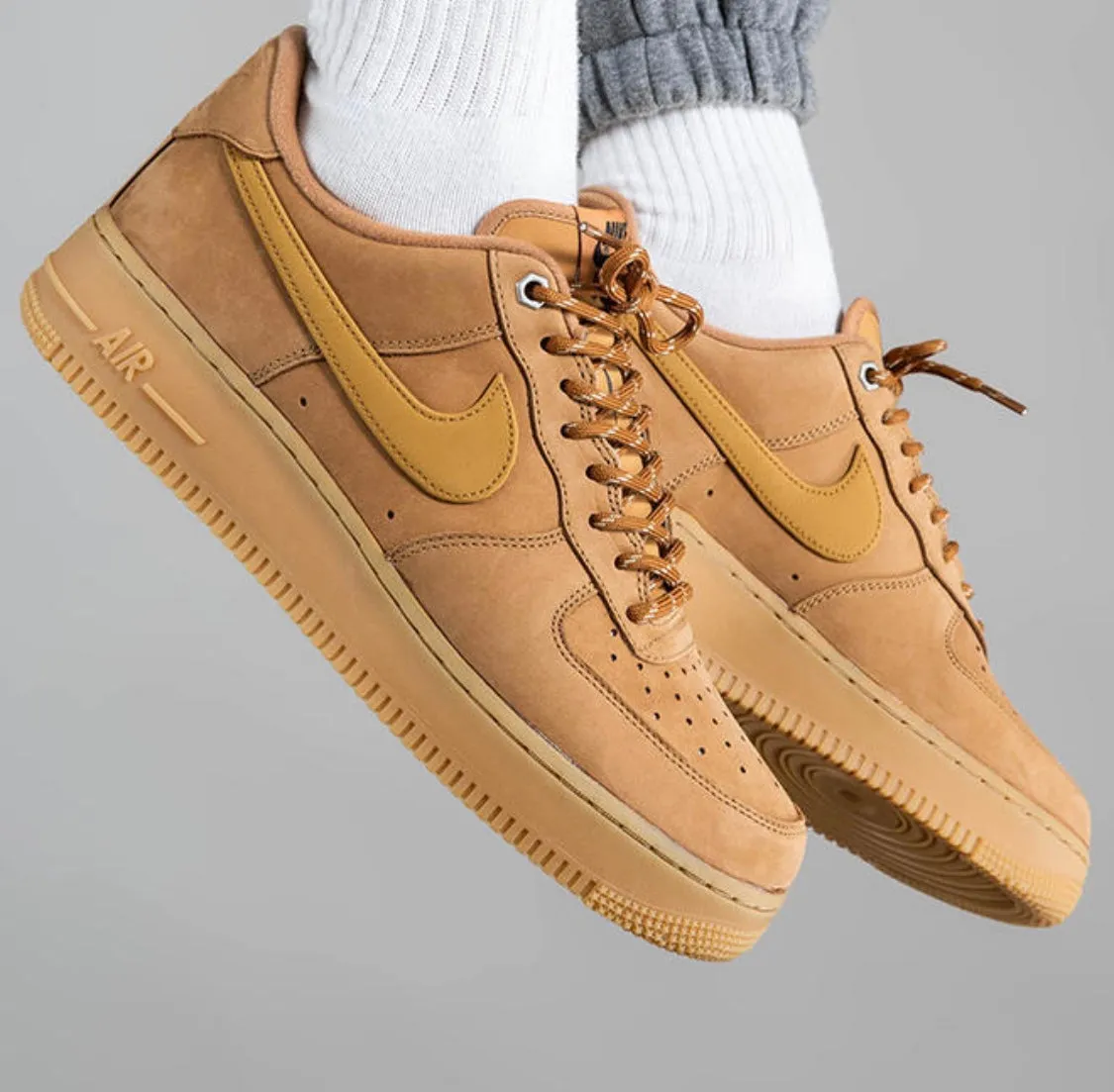 CE - AF1 2019 Wheat Low Top