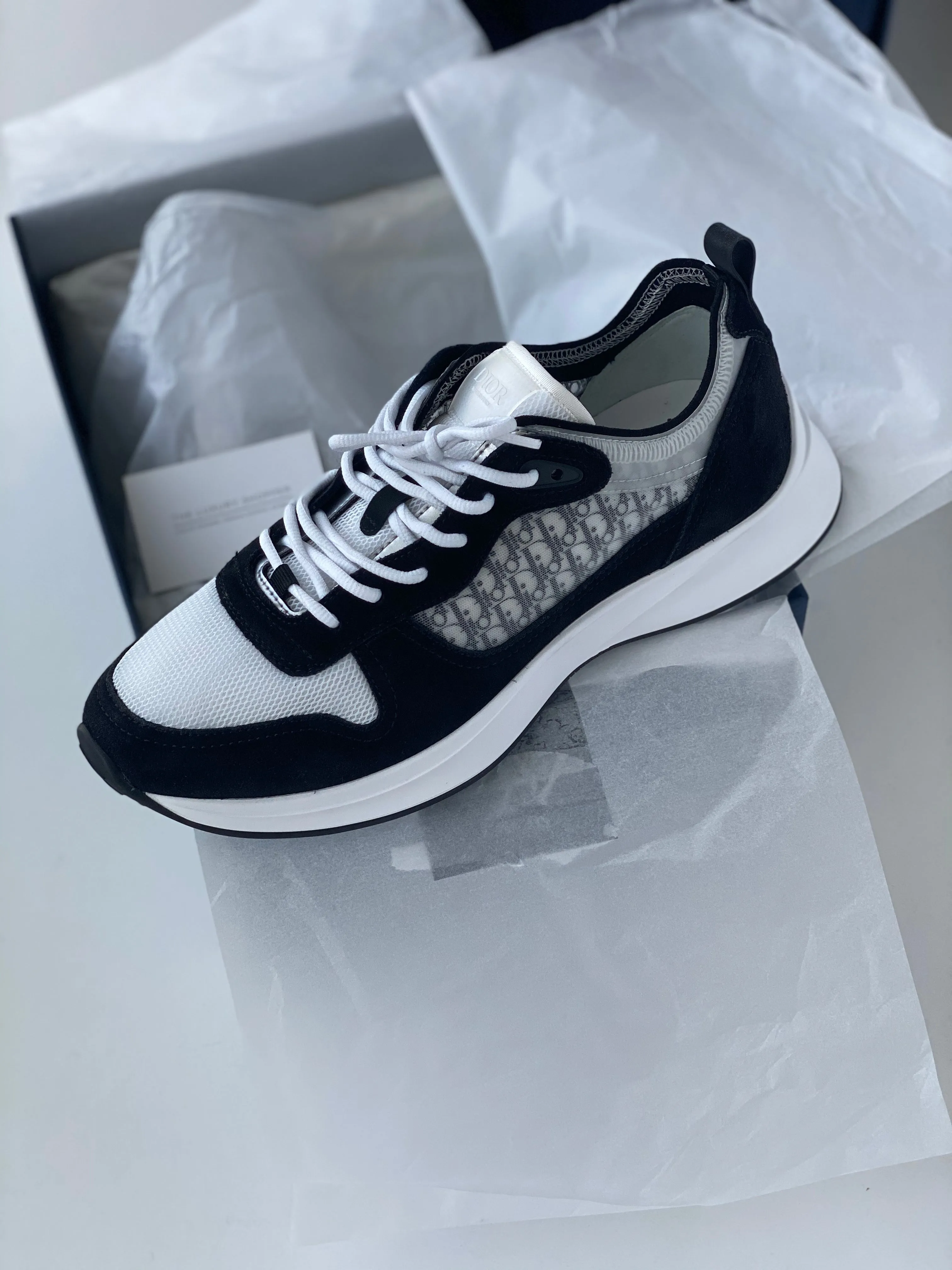 Dior B25 Oblique Runner Sneakers