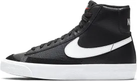 Nike Boy's Air Force 1 Mid Le (Big Kid)