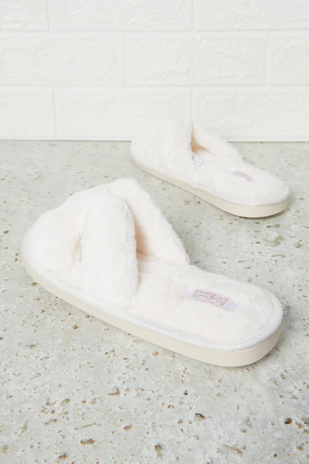 Women Ivory H Upper Slipper